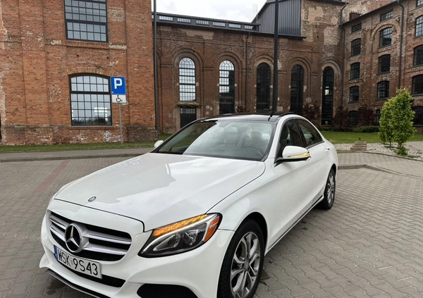 Mercedes-Benz Klasa C cena 84900 przebieg: 136000, rok produkcji 2015 z Chociwel małe 106